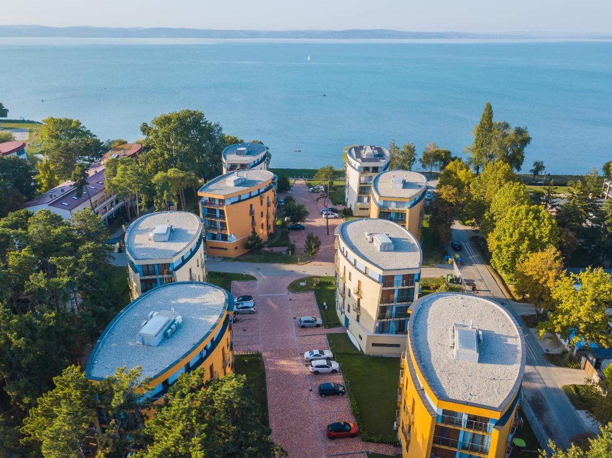 Vip Panorama Luxury Apartment Siófok Eksteriør bilde