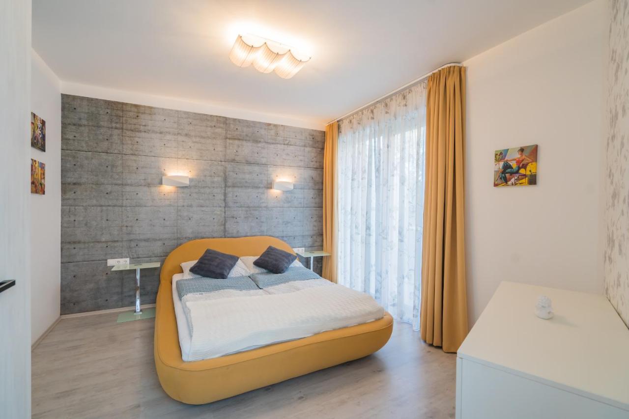 Vip Panorama Luxury Apartment Siófok Eksteriør bilde